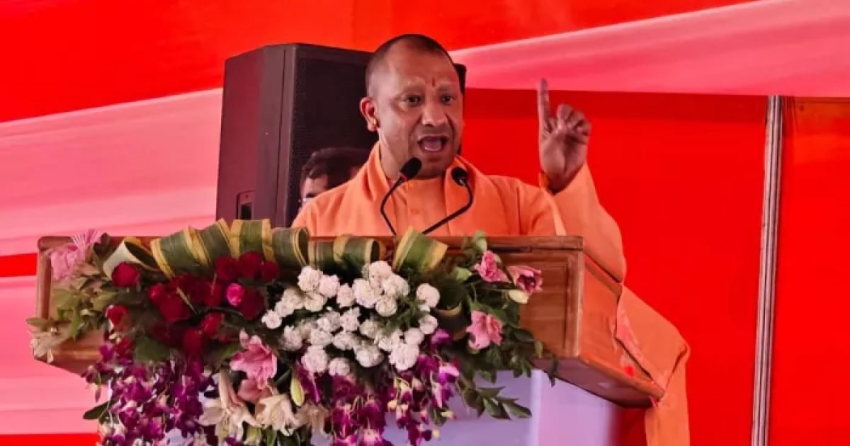 अखिलेश की चुनौती पर CM योगी का पलटवार, बोले- ''आइए, एक बार किस्मत आजमा लेते हैं''