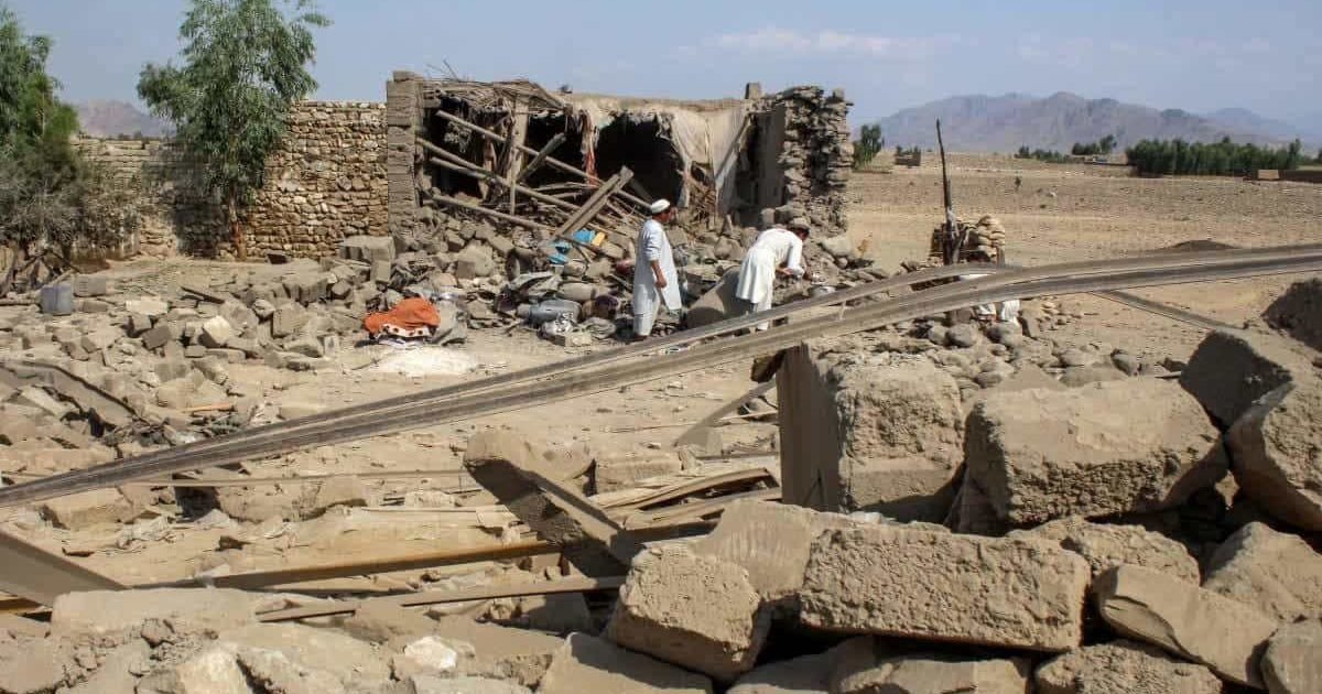 अफगानिस्तान में पाकिस्तानी एयरस्ट्राइक का दावा 9 की मौत 11 घायल
