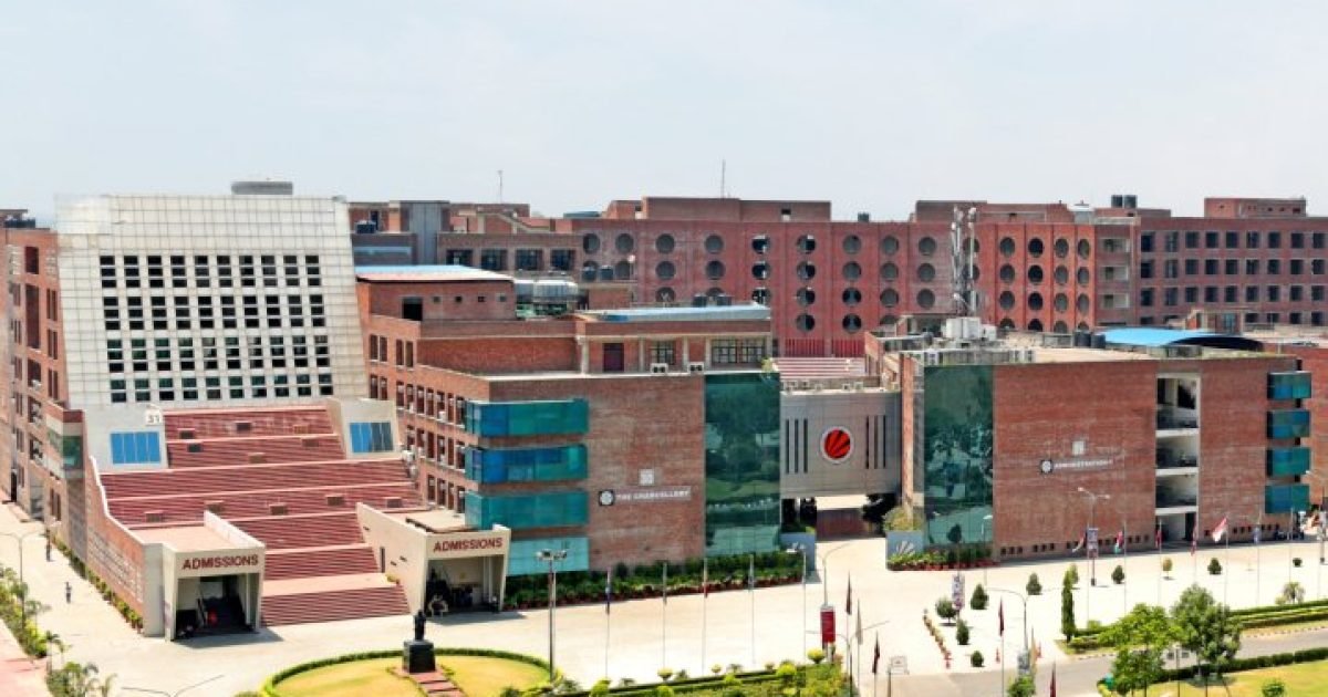 LPU में हिंसा के बाद तनाव, 10 दिन तक रेगुलर क्लास बंद; मिड-टर्म परीक्षाएं स्थगित